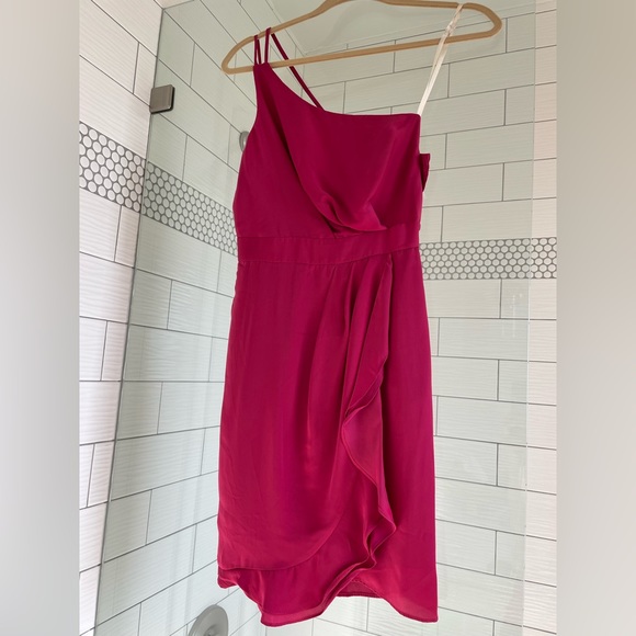 BCBG Generation. NWT. Size 0. - Picture 4 of 5